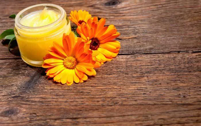 crema de galbenele
