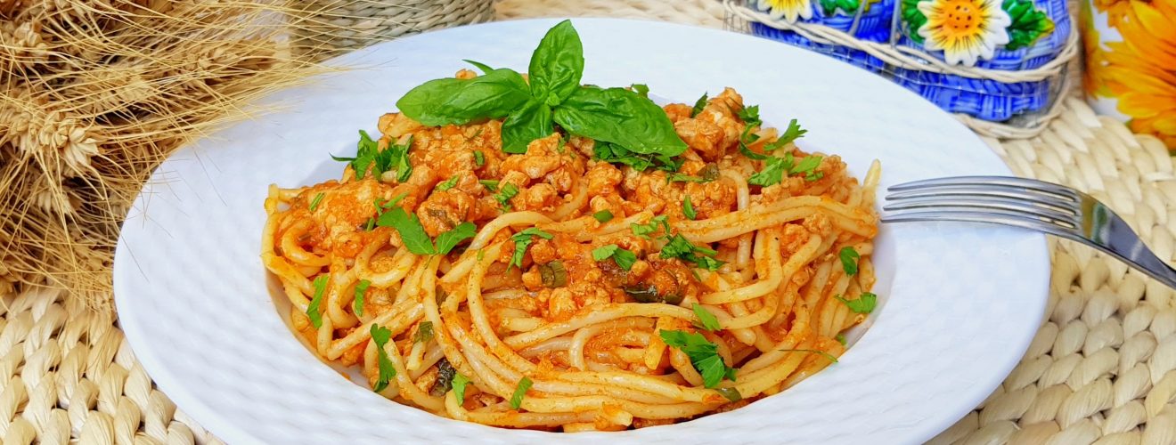 spaghete cu carne tocata